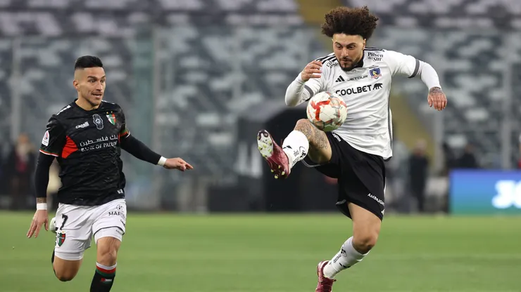 Colo Colo y Palestino se enfrentan en La Cisterna.