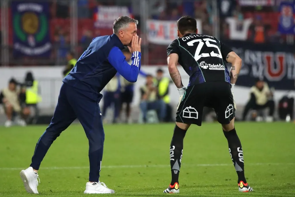 Gustavo Álvarez mantiene la confianza en el plantel de U de Chile. Foto: Jonnathan Oyarzun/Photosport