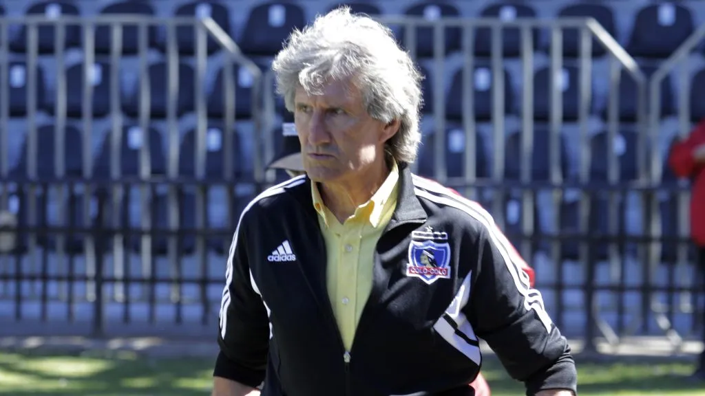 Morón habla de los fichajes albos.