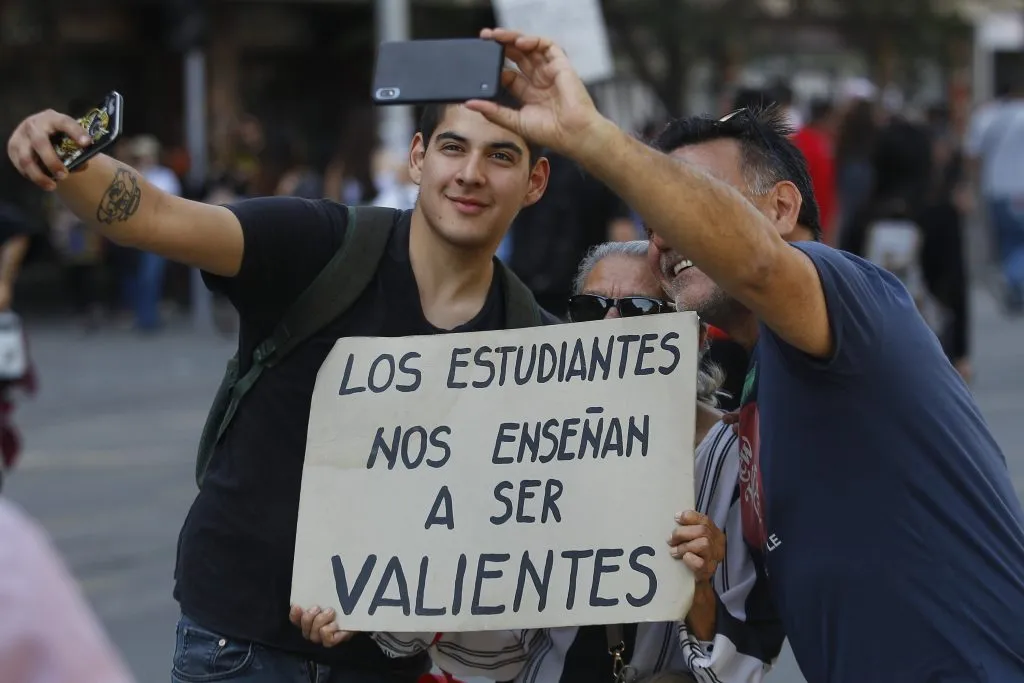 Las protestas pacíficas pasaron a segundo plano tras los hechos de violencia ocurridos. (Foto: Marcelo Hernandez/Getty Images)