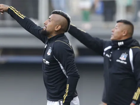 Vidal recuerda al "profe Almiklopp" en pleno partido de la Roja