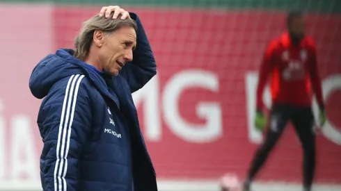 Ricardo Gareca va por su primer triunfo oficial en Chile.