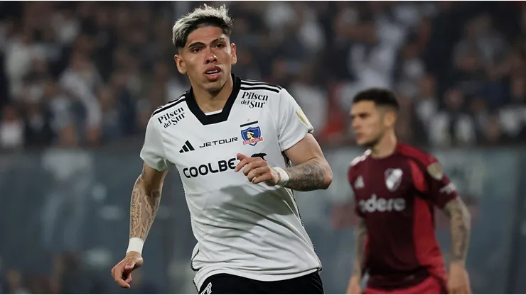 ¿Puede jugar Carlos Palacios por Colo Colo ante La Calera?