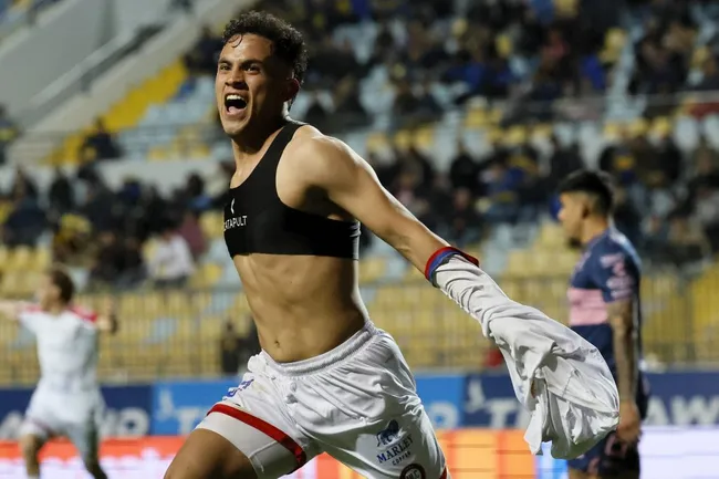 David Romero festejó fervorosamente con Unión La Calera. (Andrés Piña/Photosport).