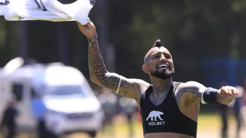 Arturo Vidal se volvió loco tras el triunfo de Colo Colo ante Huachipato.