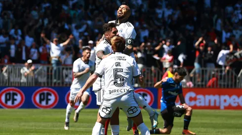 Colo Colo venció a Huachipato y quedó a nada de quitarle el liderato a la U.