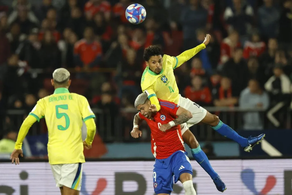 Carlos Palacios estuvo minutos por la Roja ante Brasil. Foto: Andres Pina/Photosport