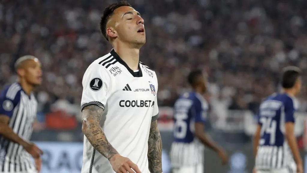 Javier Correa sale de la formación de Colo Colo para el duelo con Huachipato. Foto: Photosport.