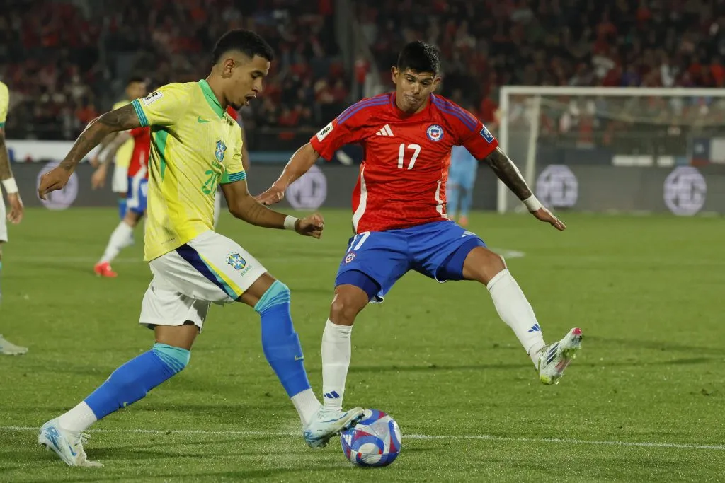 Esteban Pavez fue titular en la selección chilena ante Brasil. Foto: Andres Pina/Photosport