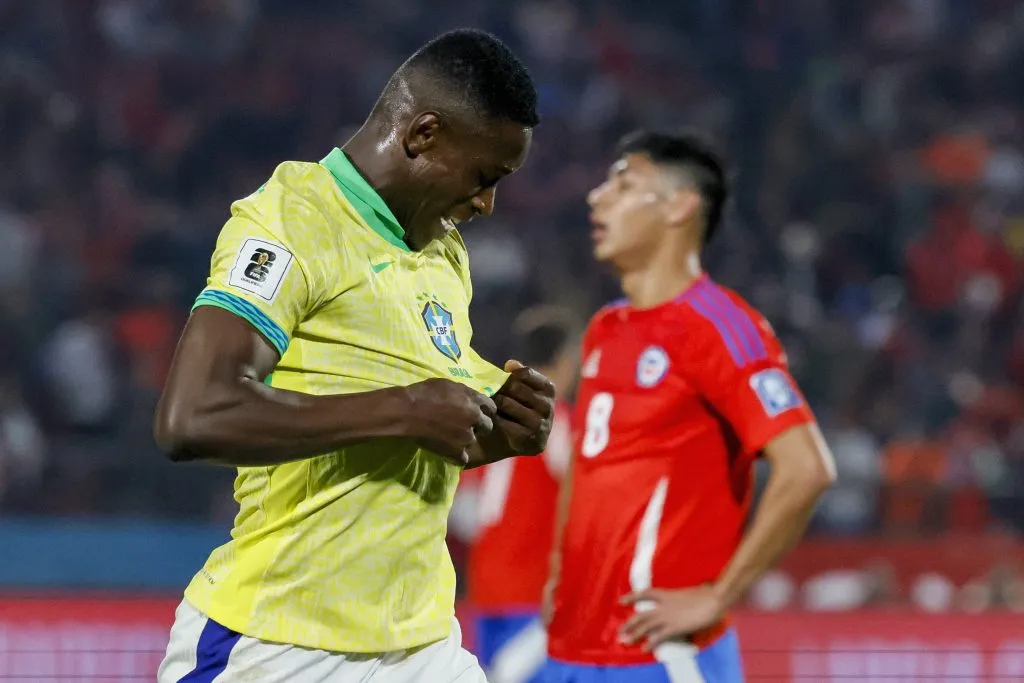 Luiz Henrique celebra el gol sobre el final del partido