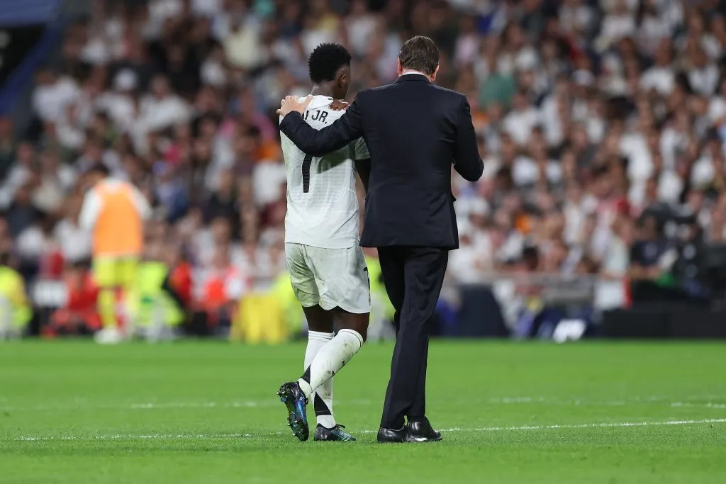 Vinicius Junior no terminó el partido de Real Madrid vs Villarreal. Imagen: Getty.