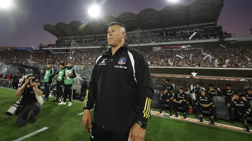 Jorge Almirón piensa en el partido con Huachipato.