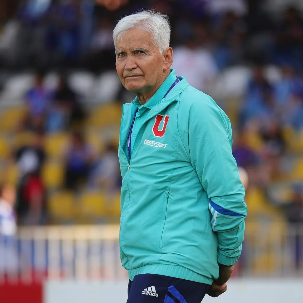 Lorenzo Prieto trabajó durante 12 años en el Romántico Viajero. Imagen: U. de Chile.