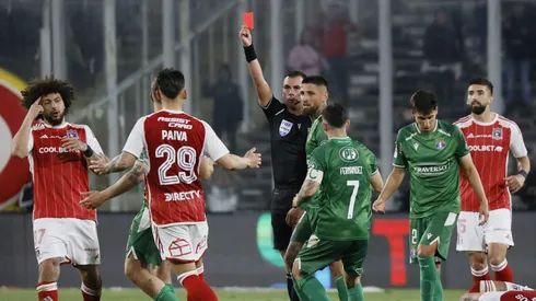 Juan Lara recibió una indemnización de Colo Colo