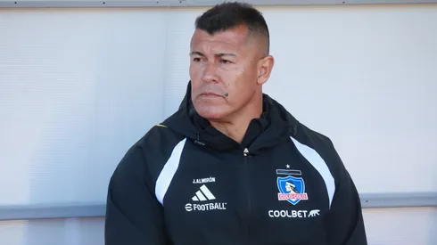Almirón y las alternativas que cuenta en Colo Colo para suplir a los seleccionados.