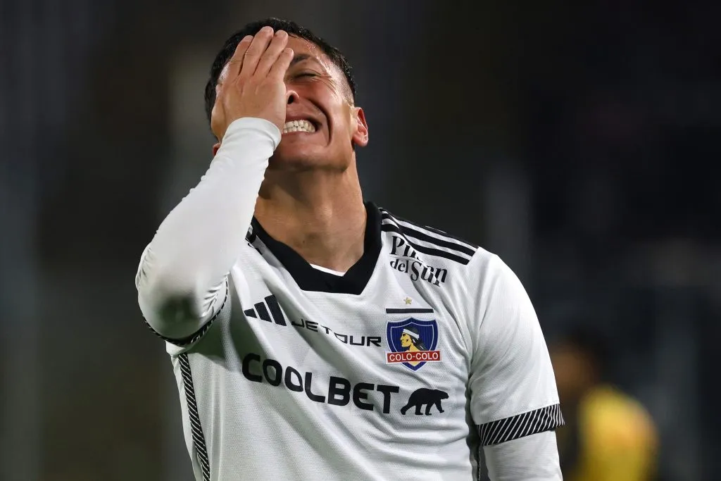 Cristián Zavala perdió terreno en Colo Colo. Foto: Marcelo Hernandez/Photosport