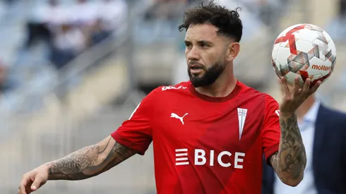 Eugenio Mena termina contrato con Universidad Católica.