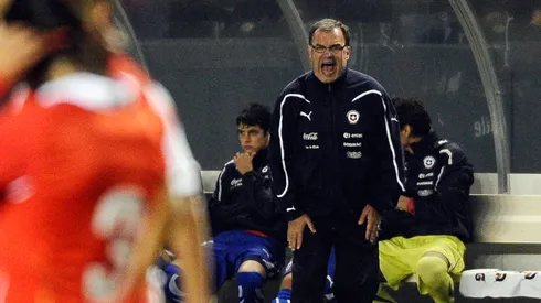 Durísimo con Bielsa: revela anécdotas y lo califica de mal educado.