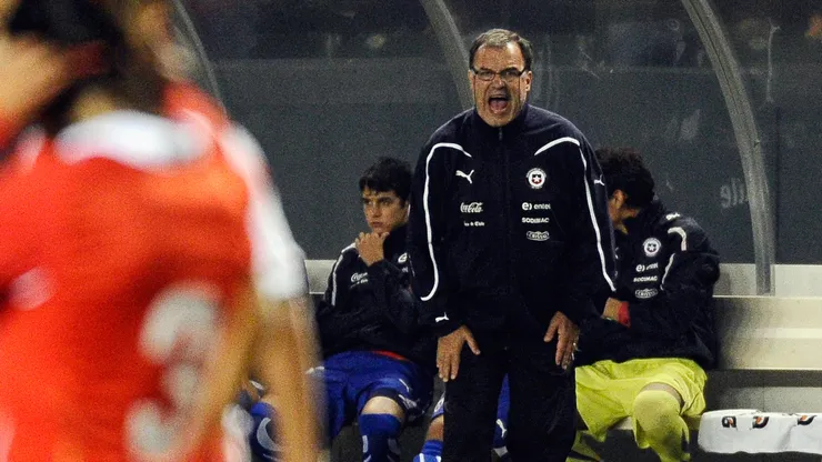 Durísimo con Bielsa: revela anécdotas y lo califica de mal educado.
