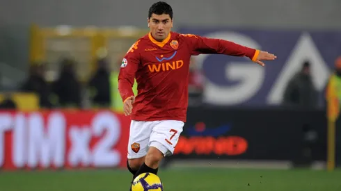 David Pizarro es ídolo en la Roma.