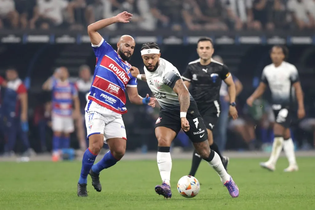 Memphis Depay puede despedirse de Corinthians | Getty Images