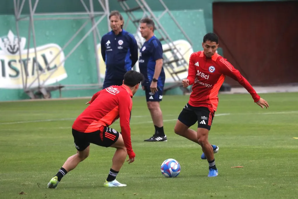Luciano Cabral quiere convencer a Ricardo Gareca en la selección chilena. Foto: Javier Salvo/Photosport