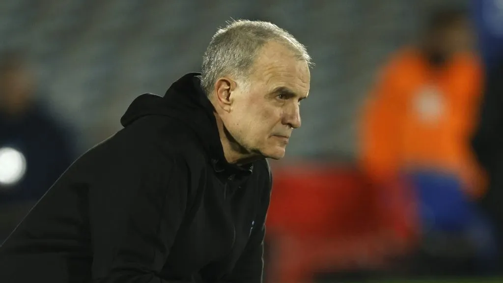 Marcelo Bielsa dejó buenos recuerdos en Newell’s, pero también ahora es “mufa”.