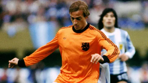 Johan Neeskens, leyenda del fútbol holandés, muere a los 73 años.