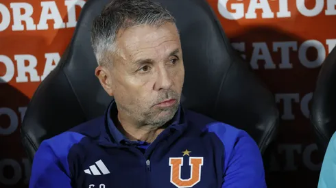 Gustavo Álvarez mueve su formación por la Copa Chile.