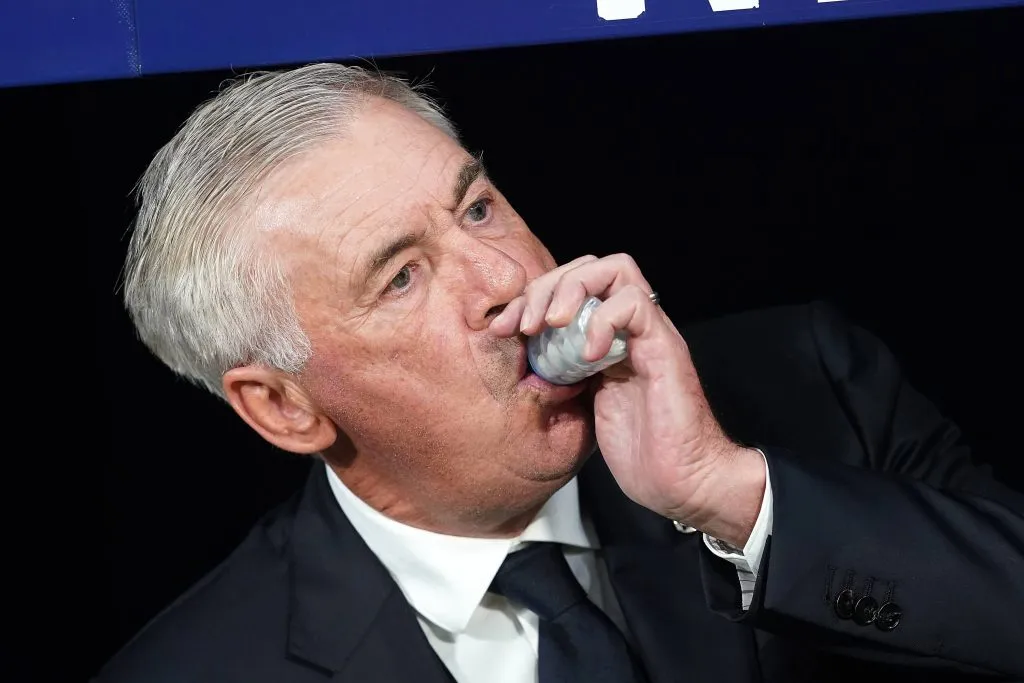 Carlo Ancelotti tuvo que tomar mucho aire antes de responder esta pregunta. (Imago).