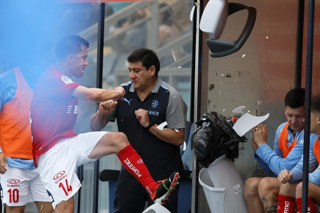 Universidad Católica vivió momentos de tensión ante O’Higgins. Foto: Andres Pina/Photosport