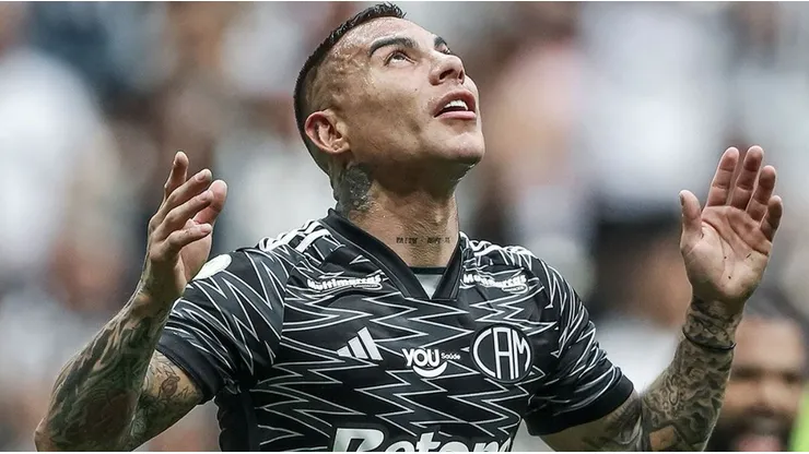 Eduardo Vargas vuelve a brillar en Brasil.