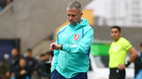 Gustavo Álvarez perderá seis jugadores en la U para Copa Chile.