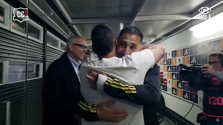 Javier Correa y Esteban Paredes se abrazaron tras su gol