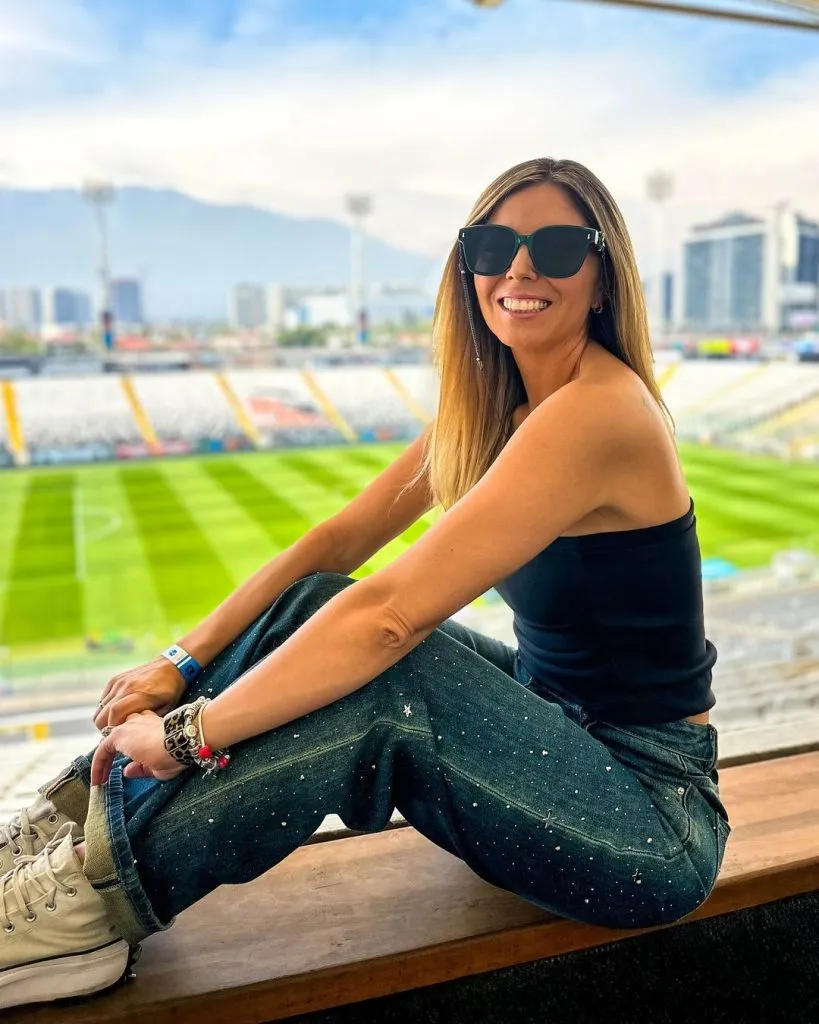 Verónica Bianchi en la previa del partido entre Colo Colo y Católica en el Monumental