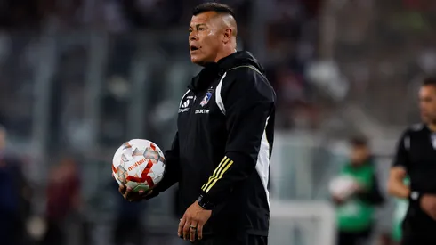 Pavez espera que no le den muchas fechas de castigo a Almirón.