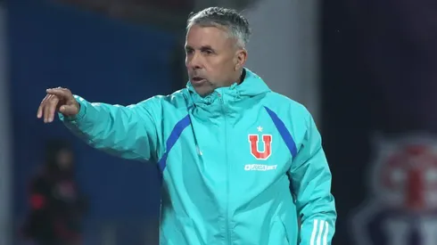 Gustavo Álvarez le entrega calma a U. de Chile en la recta final