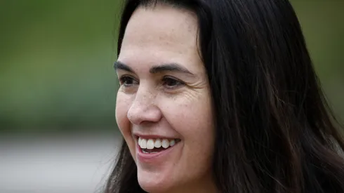 La alcaldesa de Vitacura, Camila Merino, va por la reelección en las Municipales 2024.