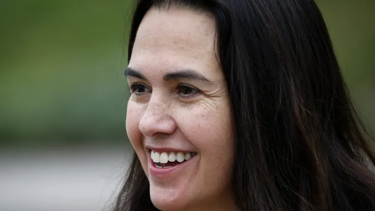 La alcaldesa de Vitacura, Camila Merino, va por la reelección en las Municipales 2024.