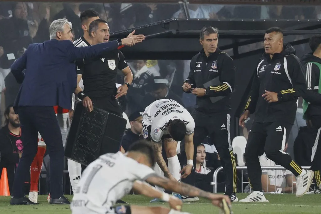 Tiago Nunes está molesto con la forma en que se calendariza el torneo chileno (Photosport)