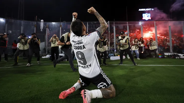 Javier Correa le dio el triunfo a Colo Colo y se rindió ante los hinchas
