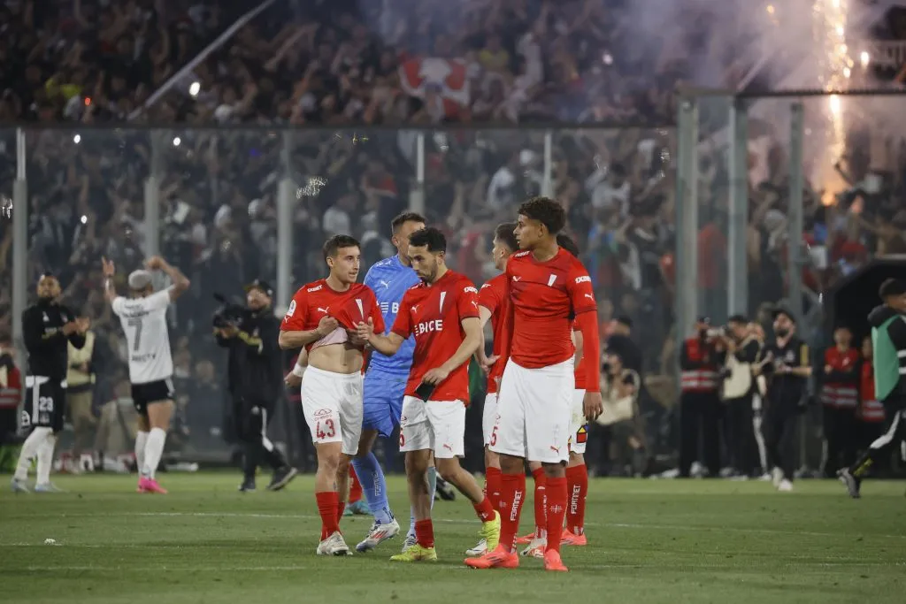 La UC cayó ante Colo Colo en el Monumental. Foto: Dragomir Yankovic/Photosport