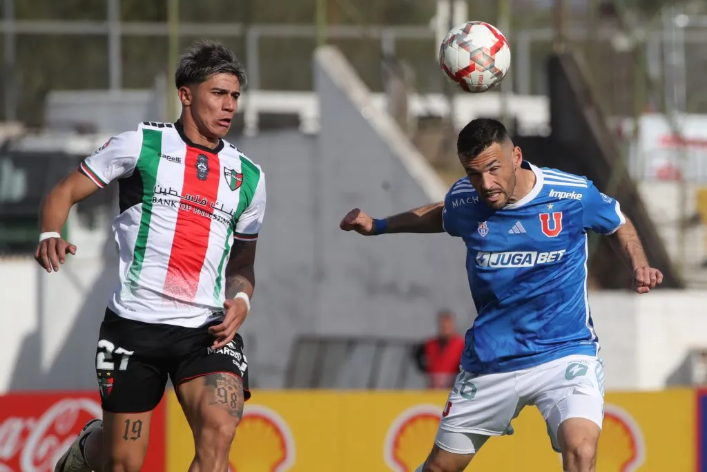 Fabricio Formiliano regresa a la formación de la U para el duelo con Unión La Calera. Foto: Photosport.