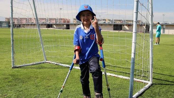El pequeño es hincha de Universidad de Chile