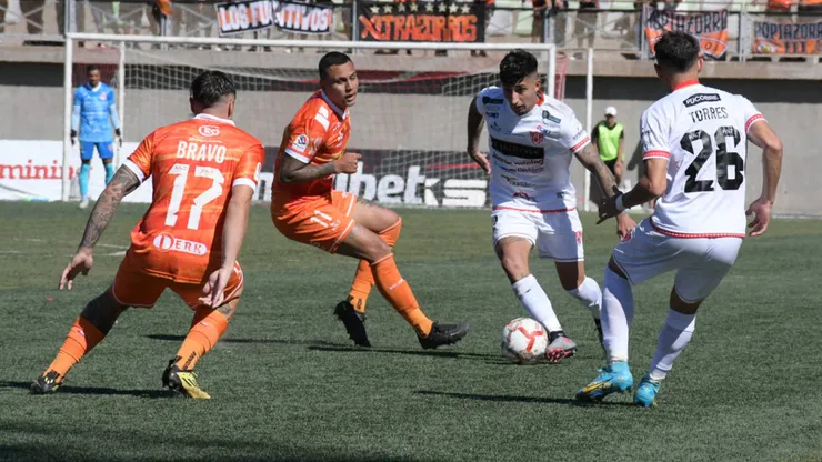 Deportes Copiapó goleó a Cobreloa en la primera rueda del Campeonato Nacional 2024.
