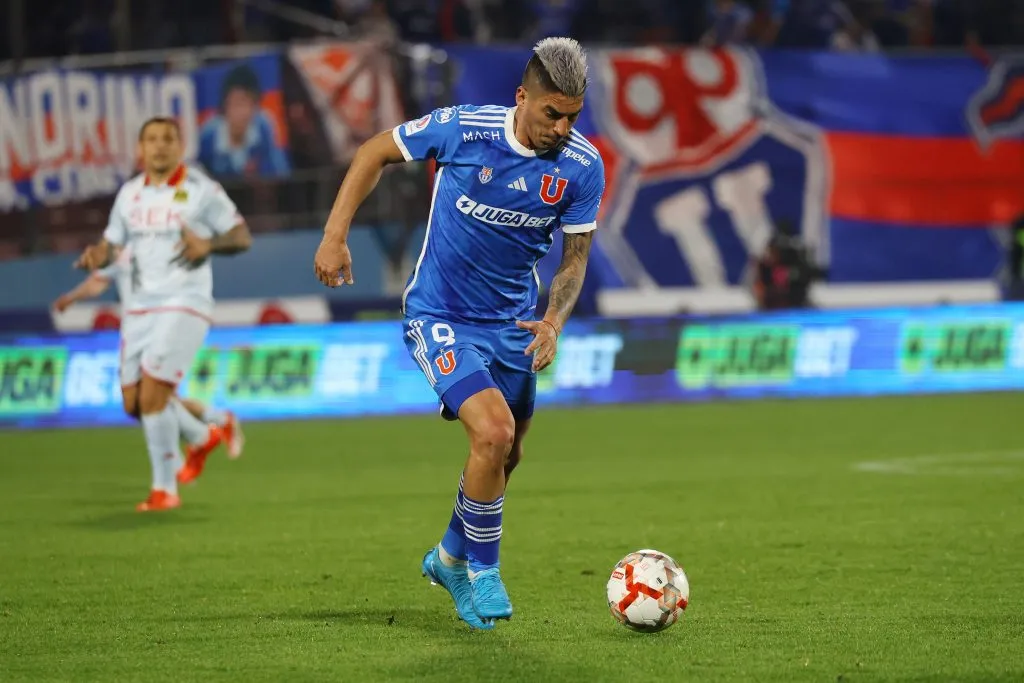 Leandro Fernández pagará castigo ante Unión La Calera, pero podrá volver ante Universidad Católica. Foto: Marcelo Hernandez/Photosport