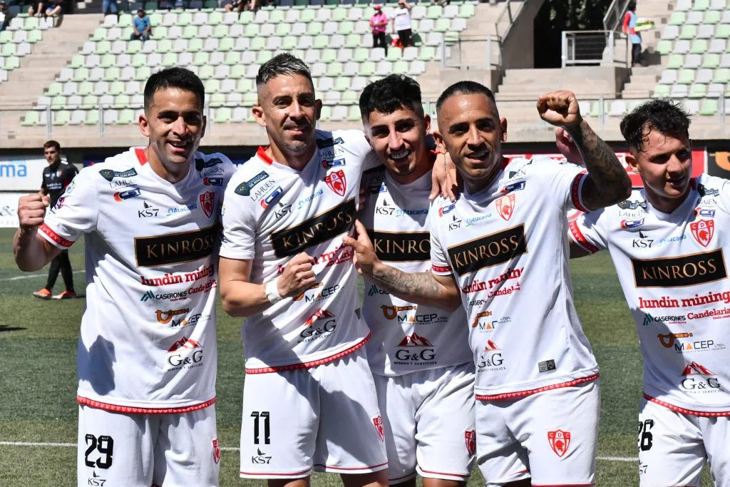 De la mano de Hernán Caputto en la banca, Copiapó volvió al triunfo / Photosport.