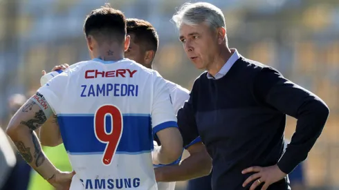 Tiago Nunes mueve el equipo en la UC.