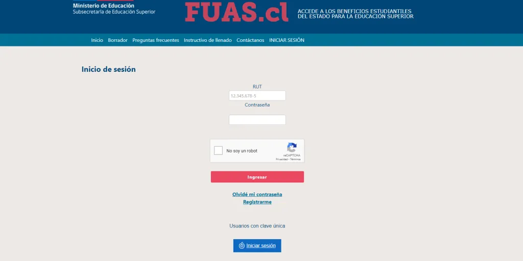 Para postular al FUAS debes inicir sesión con tu cuenta o a través de la Clave Única.