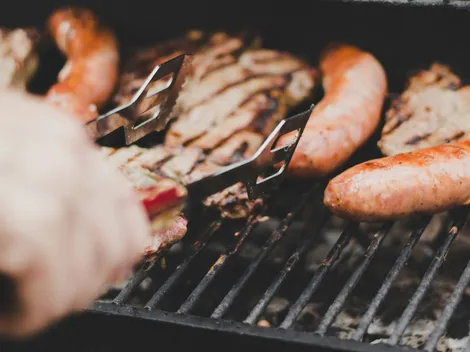 Esta es la guía perfecta para hacer el asado ideal y ser un maestro parrillero